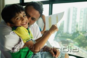 PictureIndia - Father embracing son